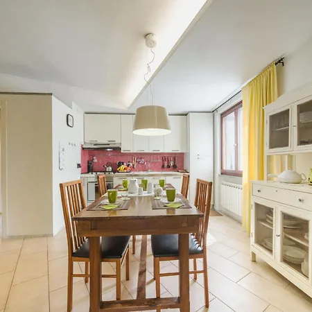 Casa Melograno By Interhome